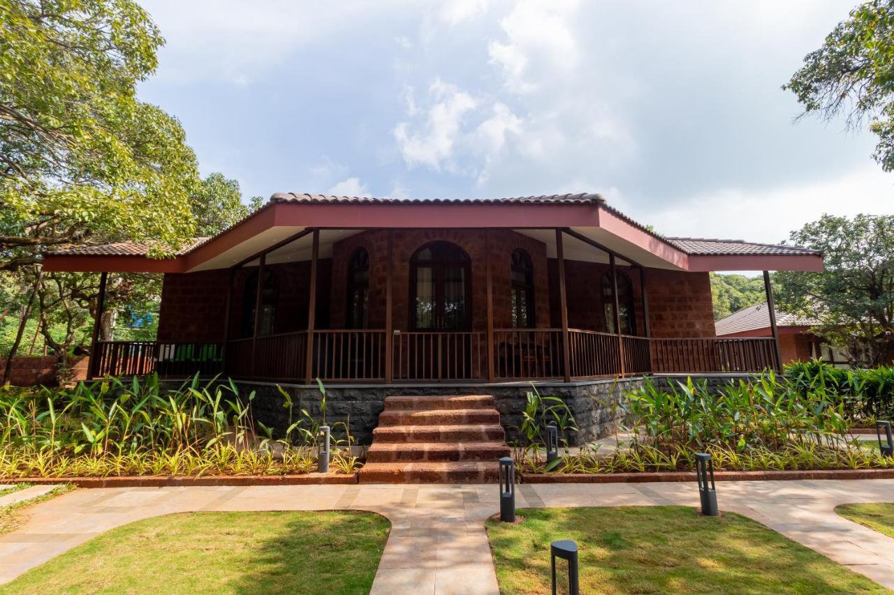 R R Heritage Resort Pure Vegetarian Mahābaleshwar Dış mekan fotoğraf