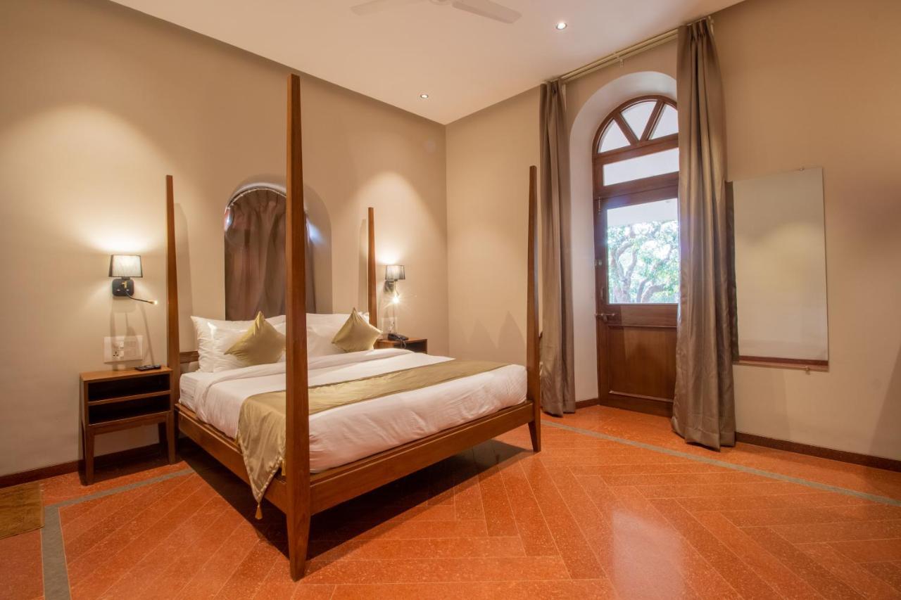 R R Heritage Resort Pure Vegetarian Mahābaleshwar Dış mekan fotoğraf